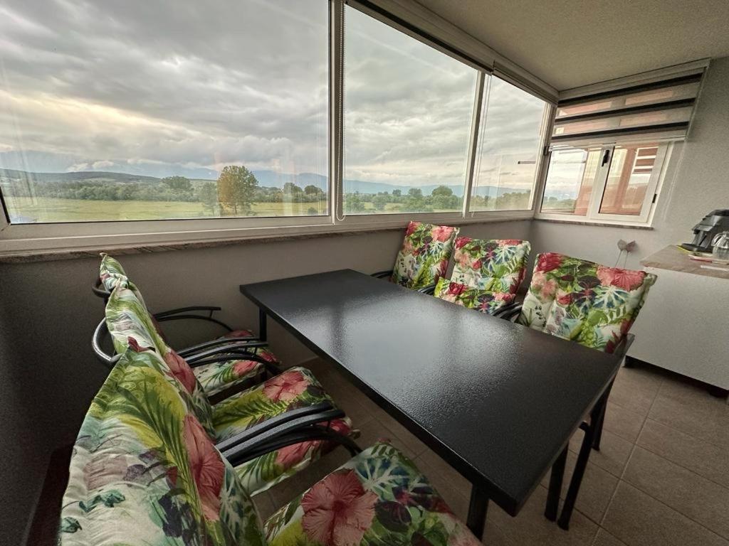 Apartman Jaca Lägenhet Livno Exteriör bild