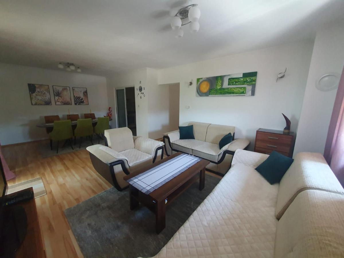 Apartman Jaca Lägenhet Livno Exteriör bild
